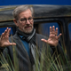 Imagen para el artículo titulado Las películas de Netflix no merecen ser consideradas para los Oscar, según Steven Spielberg